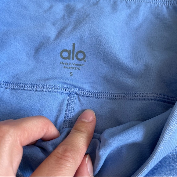 Alo yoga high waist glitter bike short marina blue - Picture 7 of 8